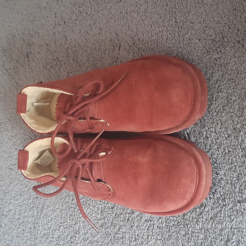 Boots - Picture 2 of 3